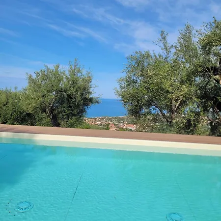 Casolare Cento Ulivi Luxury & Charme Apartment Ascea